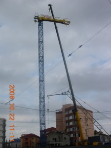 TOWER CRANE MOUNTING