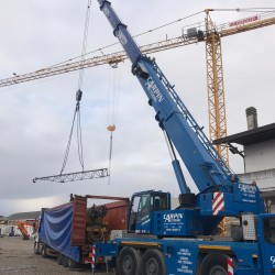 San Marco self-erecting crane to Ghana